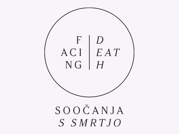 Znak projekta Facing Death: krog z besedama Facing in Death, pod njim napis Soočanja s smrtjo.